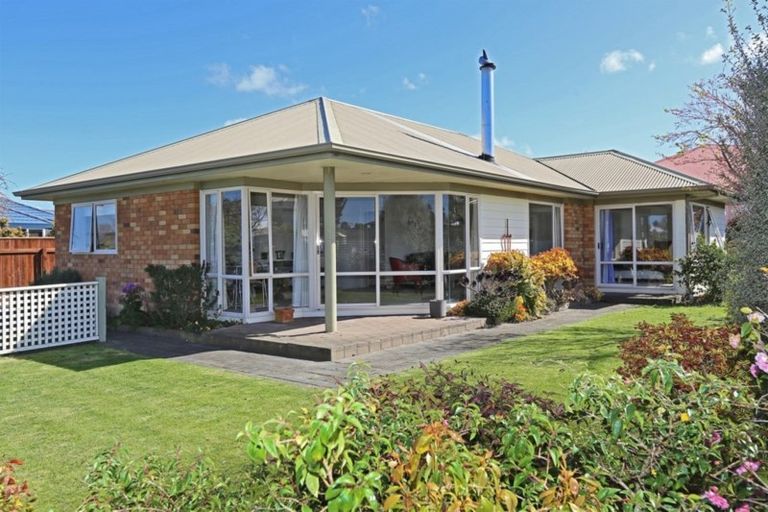Photo of property in 34 Avondale Road, Taradale, Napier, 4112