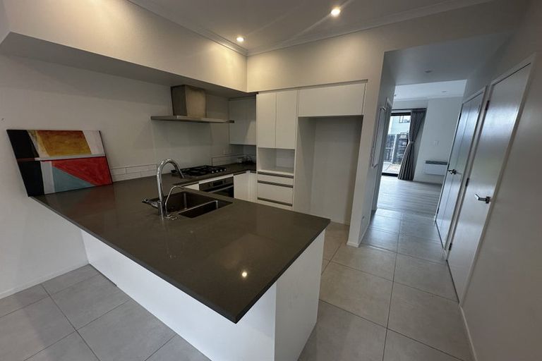 Photo of property in 4 Malcolm Calder Road, Hobsonville, Auckland, 0616