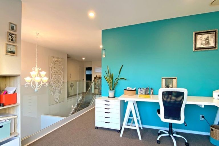 Photo of property in 9 Ruth Craig Place, Stanmore Bay, Whangaparaoa, 0932