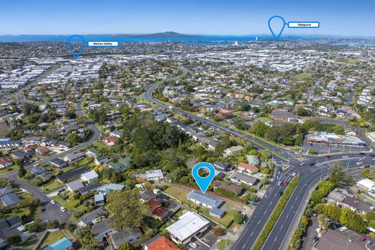 Photo of property in 1/587 Glenfield Road, Totara Vale, Auckland, 0629