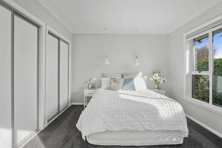 Photo of property in 9 Springbank Street, Bryndwr, Christchurch, 8053