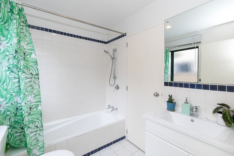 Photo of property in 23 Munro Place, Flagstaff, Hamilton, 3210