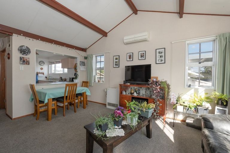 Photo of property in 1 Chapple Street, Alexandra, 9320