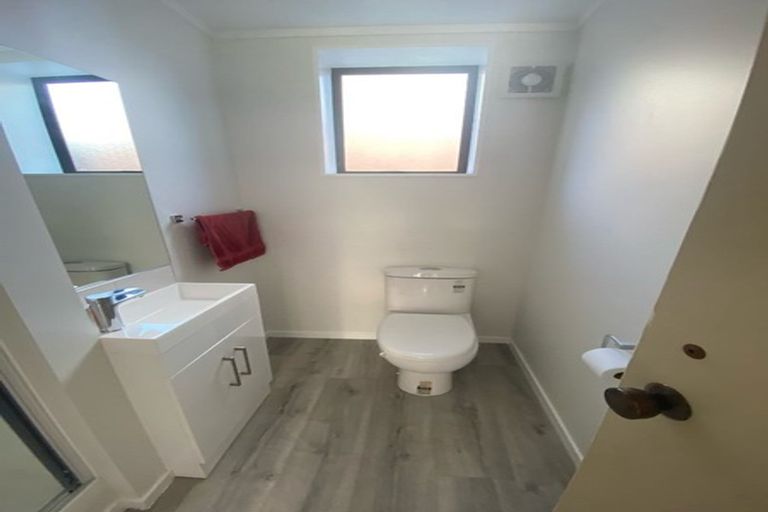 Photo of property in 5 Rochas Place, Clover Park, Auckland, 2019