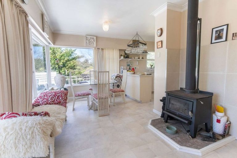 Photo of property in 9 Milne Road, Mangakakahi, Rotorua, 3015