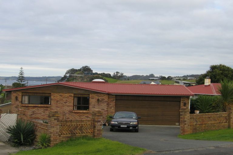 Photo of property in 15 Sea View Road, Leigh, Warkworth, 0985
