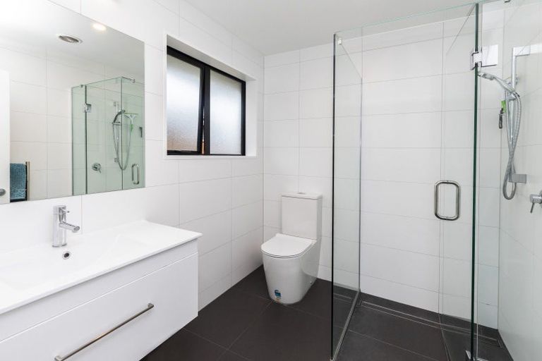 Photo of property in 30 Quinn Crescent, Woodend, 7610