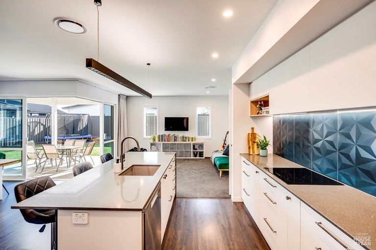 Photo of property in 52 Kenny Road, Te Awa, Napier, 4110