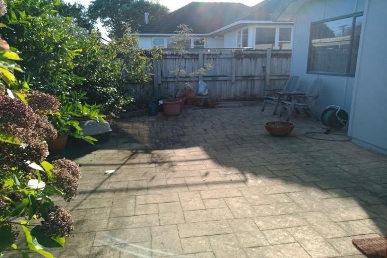 Photo of property in 1/263 Waterloo Road, Waterloo, Lower Hutt, 5011