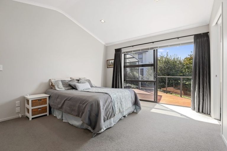 Photo of property in 2 Grenache Place, Rototuna, Hamilton, 3210