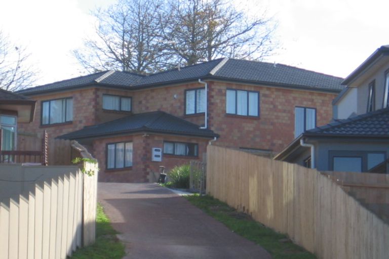 Photo of property in 55 Medallion Drive, Oteha, Auckland, 0632