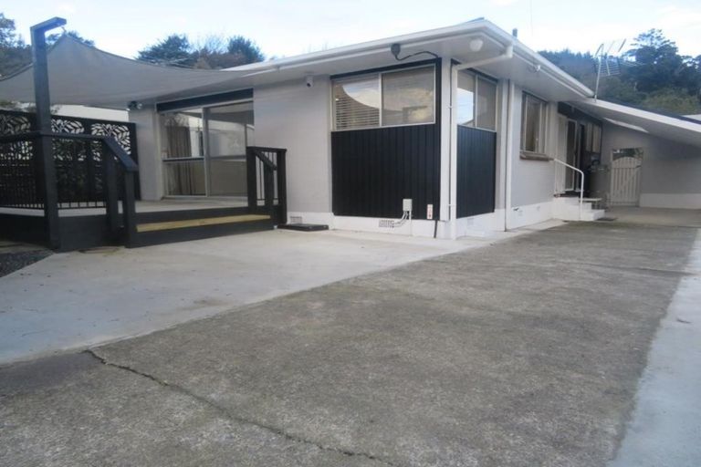 Photo of property in 1162 Fergusson Drive, Clouston Park, Upper Hutt, 5018