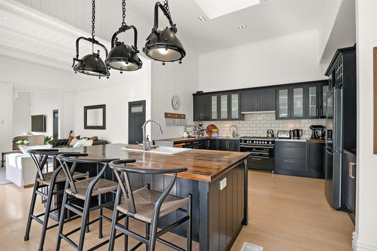 Photo of property in 70 Pomona Road, Kumeu, 0891