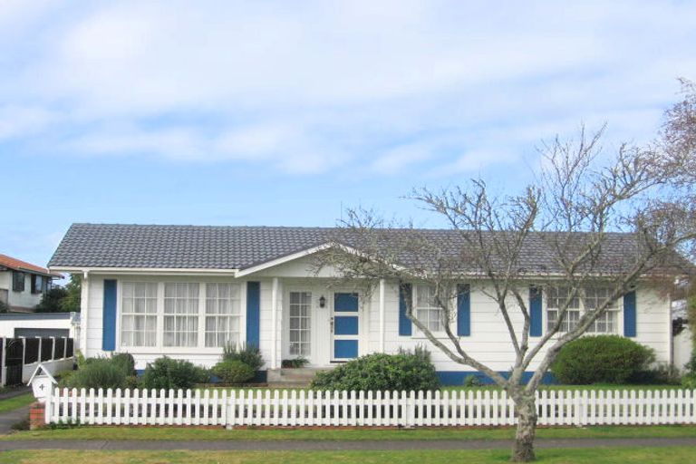 Photo of property in 4 Ashurst Avenue, Pukete, Hamilton, 3200