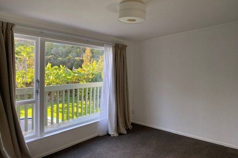 Photo of property in 10 Shoebridge Crescent, Ngunguru, Whangarei, 0173