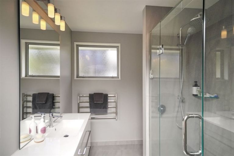 Photo of property in 14a Colenso Street, Sumner, Christchurch, 8081