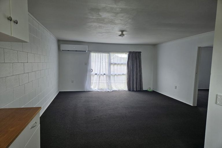 Photo of property in 3/10 Aubrey Street, Waitara, 4320