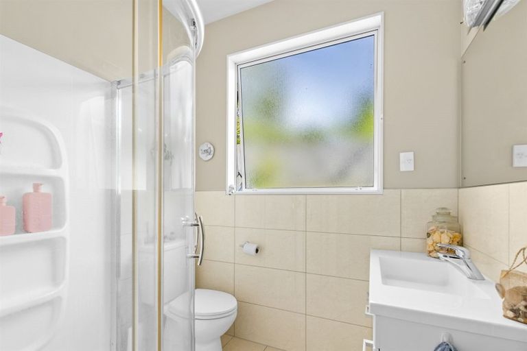 Photo of property in 140 Awaruku Road, Torbay, Auckland, 0630