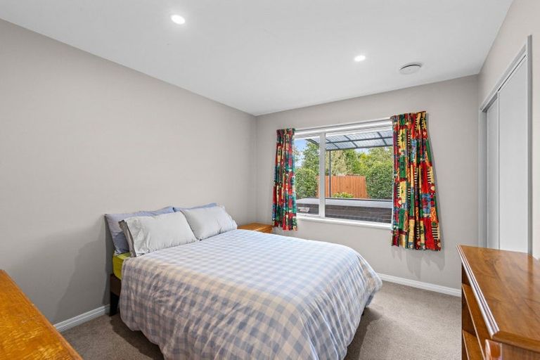 Photo of property in 21 Welsford Street, Woodend, 7610