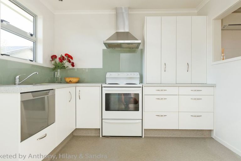 Photo of property in 2b Karaka Street, Hokowhitu, Palmerston North, 4410