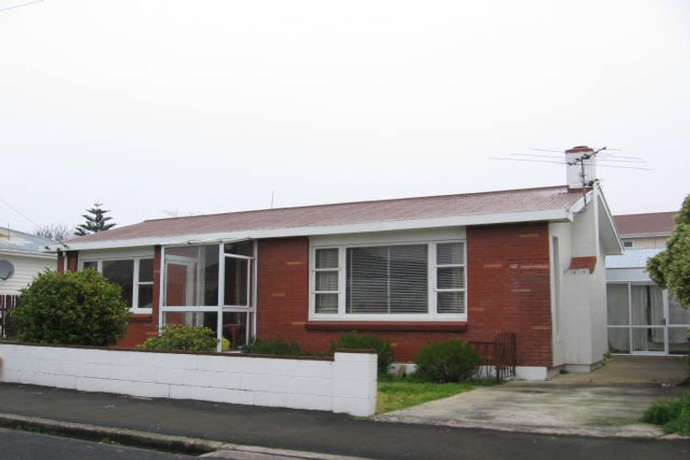 Photo of property in 12 Atkinson Street, South Dunedin, Dunedin, 9012