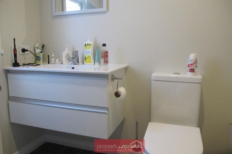 Photo of property in 5 Airedale Street, Dunedin Central, Dunedin, 9016