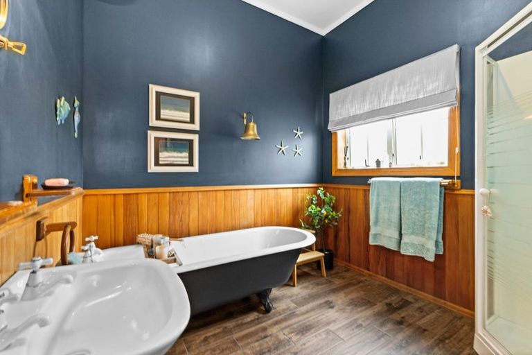 Photo of property in 610 Avenue Road West, Saint Leonards, Hastings, 4120