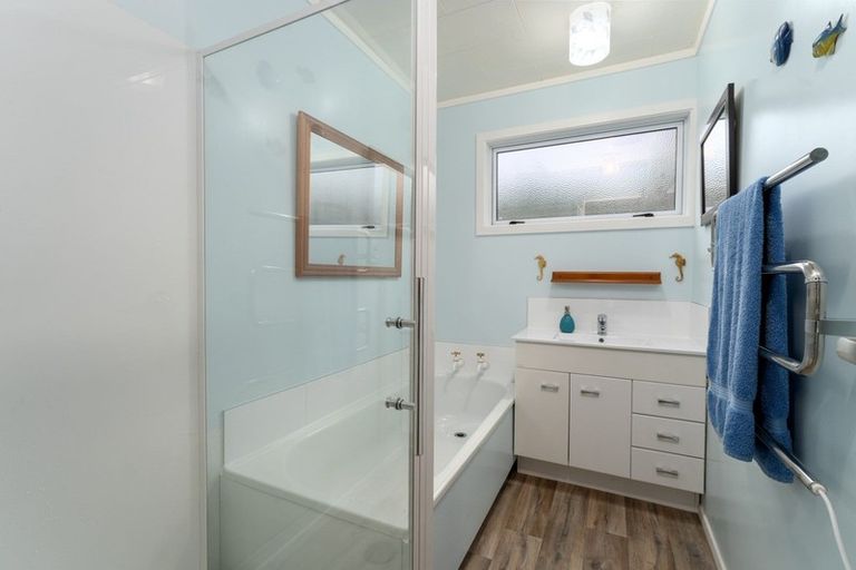 Photo of property in 85 Spinnaker Drive, Whitby, Porirua, 5024