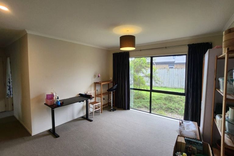 Photo of property in 28 Sirius Crescent, Rototuna North, Hamilton, 3210