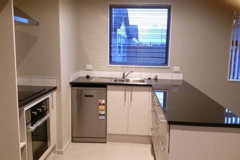 Photo of property in 16 Totara Meadows Court, Wiri, Auckland, 2104