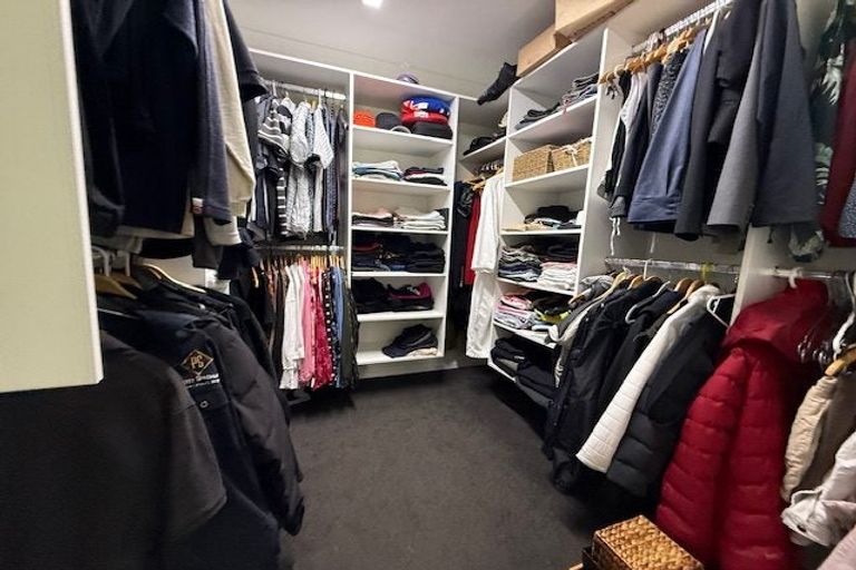 Photo of property in 15 Opal Avenue, Timberlea, Upper Hutt, 5018