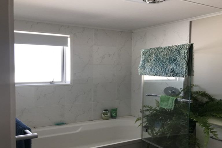 Photo of property in 35 Puriri Crescent, Edgecumbe, 3120