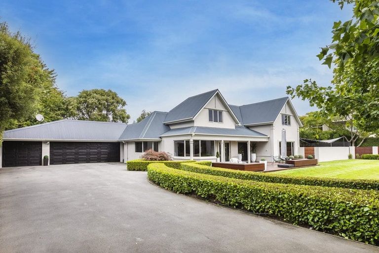 Photo of property in 20 Hussey Road, Harewood, Christchurch, 8051