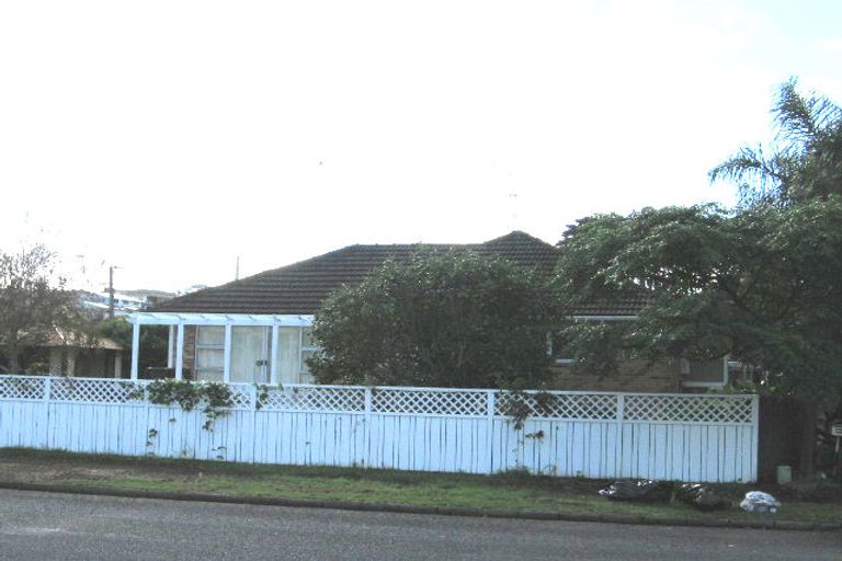 Photo of property in 36a Hattaway Avenue, Bucklands Beach, Auckland, 2012