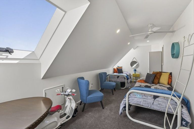 Photo of property in 25 Hanawera Ridge Road, Manakau, Otaki, 5583