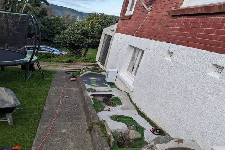 Photo of property in 41 Lincoln Avenue, Tawa, Wellington, 5028