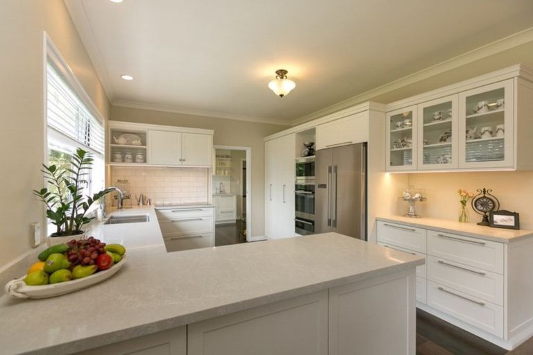 Photo of property in 7-9 Veale Road, Frankleigh Park, New Plymouth, 4310