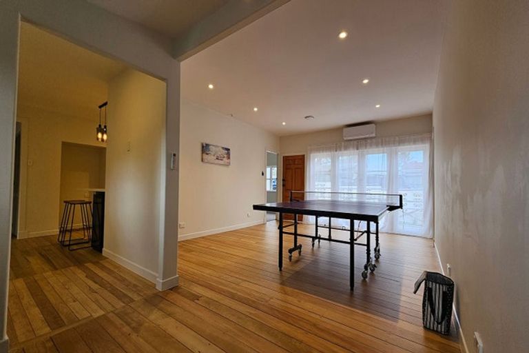 Photo of property in 3/19 Cresta Avenue, Beach Haven, Auckland, 0626