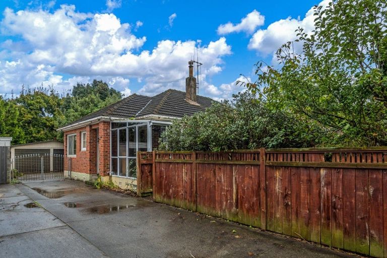 Photo of property in 132 Rangiora Avenue, Roslyn, Palmerston North, 4414