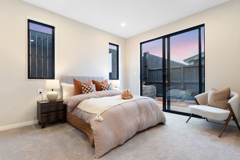 Photo of property in 17 Tamaota Terrace, Wainui, 0992