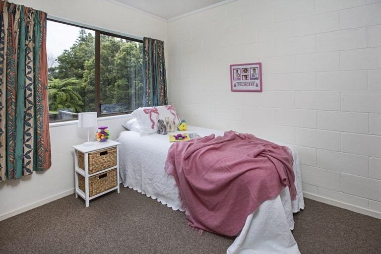 Photo of property in 2/26 Angelo Avenue, Howick, Auckland, 2014