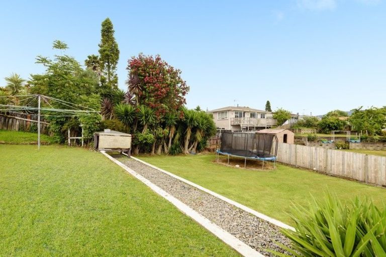 Photo of property in 12 Gilmore Street, Te Puke, 3119