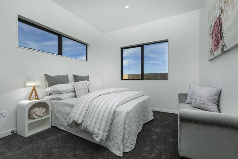 Photo of property in 6 Paihere Street, Huapai, Kumeu, 0810