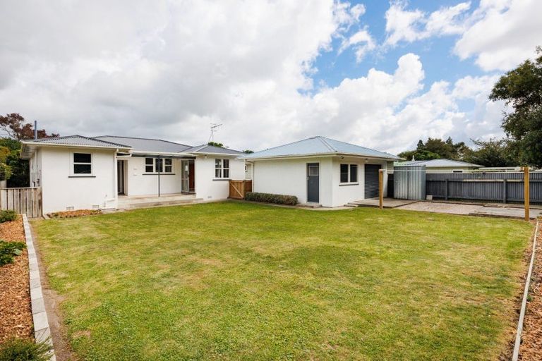 Photo of property in 7 Ruha Street, West End, Palmerston North, 4412
