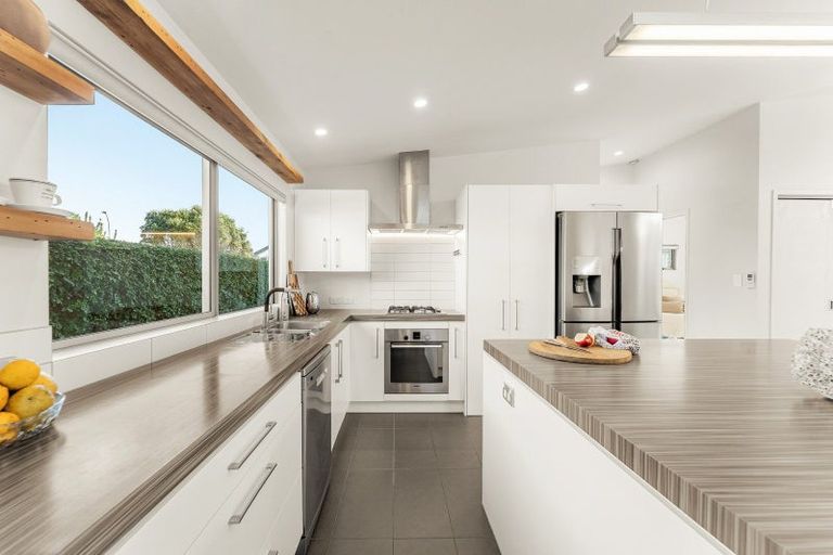 Photo of property in 16b Clyde Street, Mount Maunganui, 3116