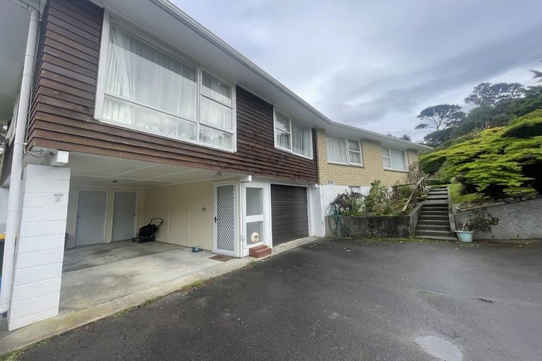 Photo of property in 2/7 Hair Street, Wainuiomata, Lower Hutt, 5014