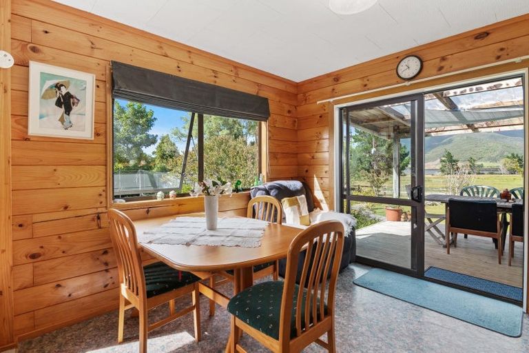 Photo of property in 21 Pakawau-bush Road, Pakawau, Collingwood, 7073