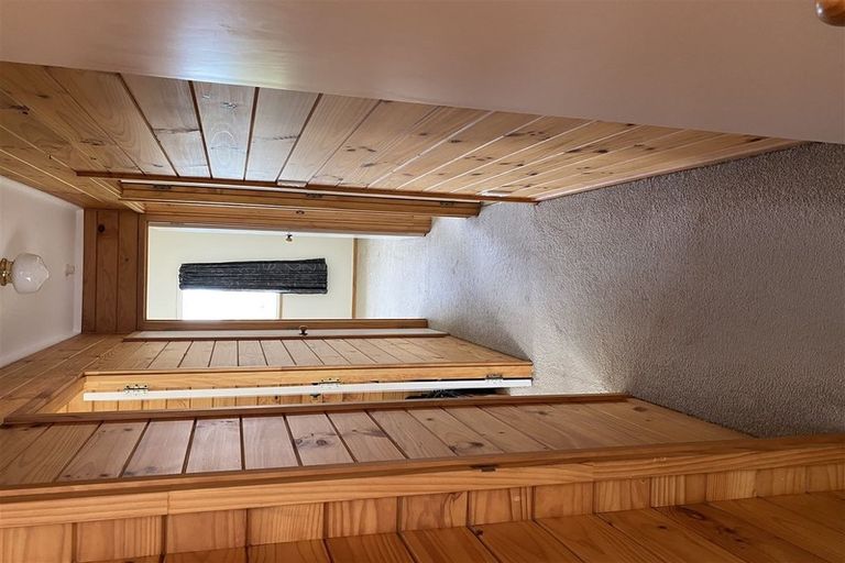 Photo of property in 2/12 Kells Place, Botany Downs, Auckland, 2010