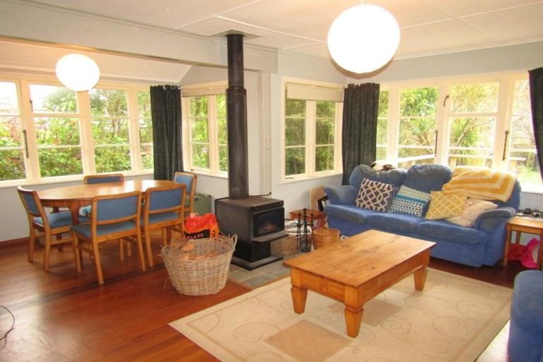 Photo of property in 31 Wilkie Crescent, Naenae, Lower Hutt, 5011