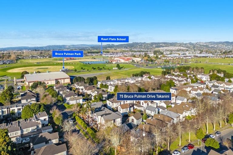 Photo of property in 75 Bruce Pulman Drive, Takanini, 2112